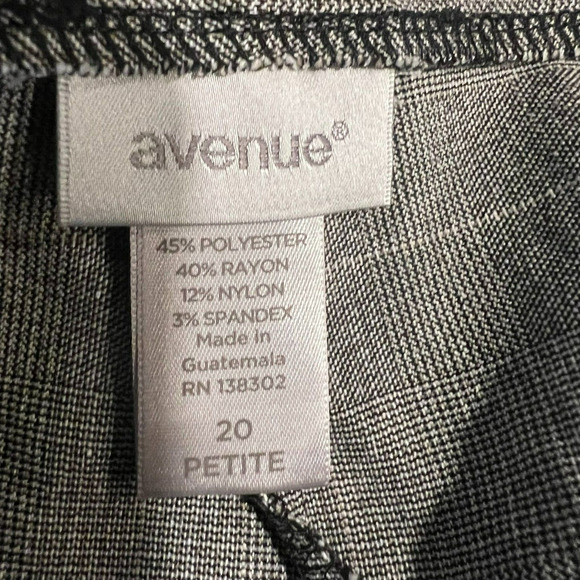 NWT Avenue Pants Women 20P Gray Plaid Straight Leg Super Stretch Pull-on Trouser - Picture 9 of 9